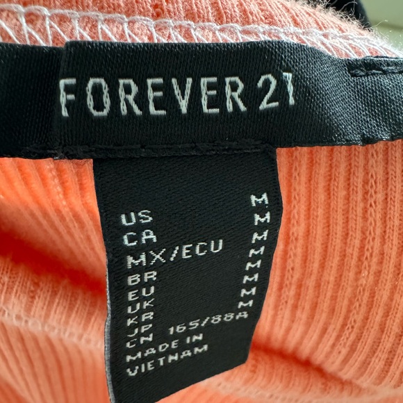 Forever 21 cropped tank top🪸 coral color🪸 - Picture 5 of 5